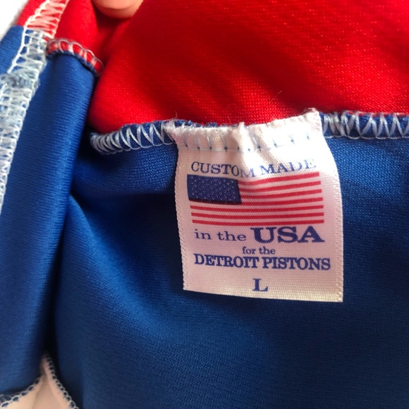 Reversible Detroit Pistons Jersey - Picture 8 of 8